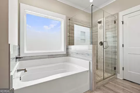 Bath - 237 Ivey Dr, Bethlehem, GA 30620 photo 2 of 4