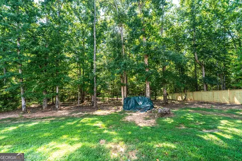 Exterior - 237 Ivey Dr, Bethlehem, GA 30620 photo 8 of 9