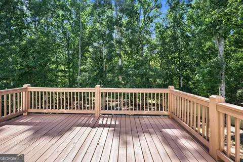 Exterior - 237 Ivey Dr, Bethlehem, GA 30620 photo 5 of 9