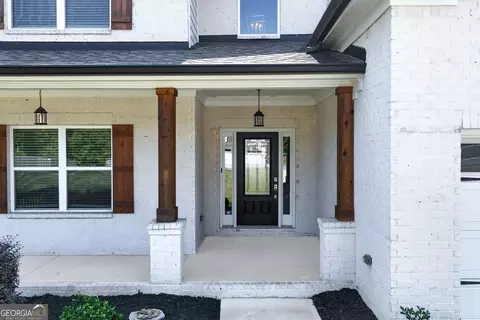 Exterior - 237 Ivey Dr, Bethlehem, GA 30620 photo 4 of 9
