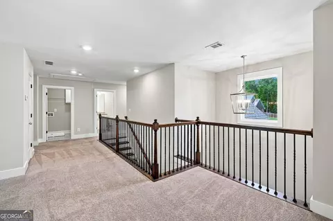 Entry Way - 237 Ivey Dr, Bethlehem, GA 30620 photo 4 of 5