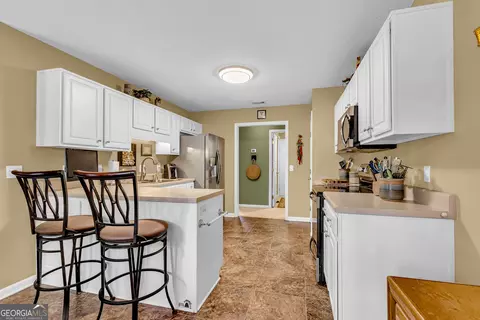Kitchen - 277 Silver Brook Cir, Pooler, GA 31322 photo 1 of 3
