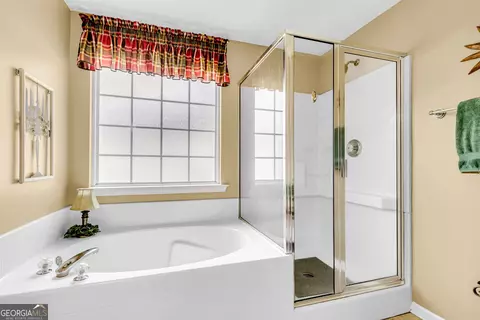 Bath - 277 Silver Brook Cir, Pooler, GA 31322 photo 5 of 5