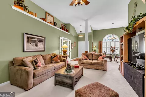 Living - 277 Silver Brook Cir, Pooler, GA 31322 photo 1 of 2