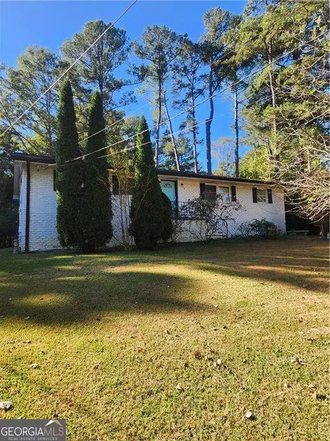 3969 W Hilda Cir, Decatur, GA 30035