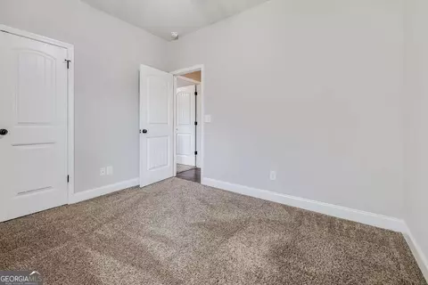 Bedroom - 123 Thoroughbred Dr, Guyton, GA 31312 photo 6 of 7