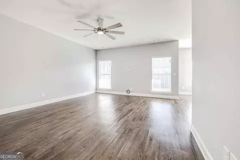 Living - 123 Thoroughbred Dr, Guyton, GA 31312 photo 1 of 4