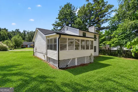 Exterior - 1307 Heritage Ct, Hampton, GA 30228 photo 3 of 4