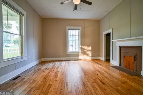 Living - 6 N Broad St, Covington, GA 30014 photo 4 of 6
