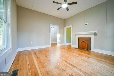 Living - 6 N Broad St, Covington, GA 30014 photo 2 of 6