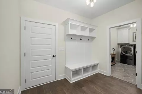 Entry Way - 220 Preakness Way, Forsyth, GA 31029 photo 4 of 7