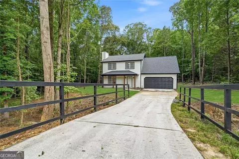 3434 Irvin Dr, Loganville, GA 30052