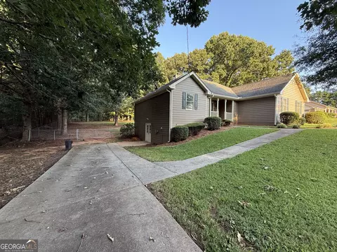 Exterior - 330 Fox Meadow Dr, Covington, GA 30016 photo 1 of 6