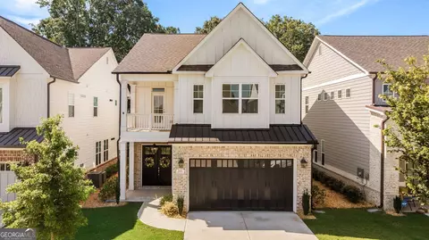 225 Scottsdale Dr, Marietta, GA 30064
