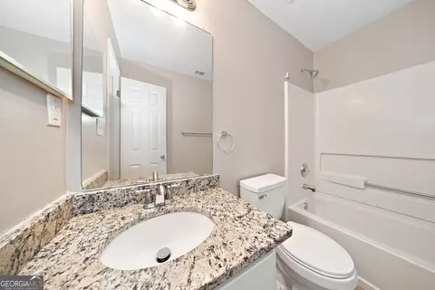 Bath - 125 River View Ct, Hampton, GA 30228 photo 1 of 4