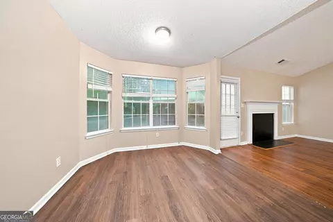 Living - 125 River View Ct, Hampton, GA 30228 photo 1 of 4