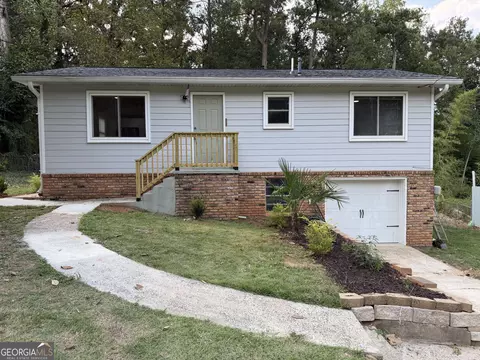 897 Wanda Cir, Marietta, GA 30008