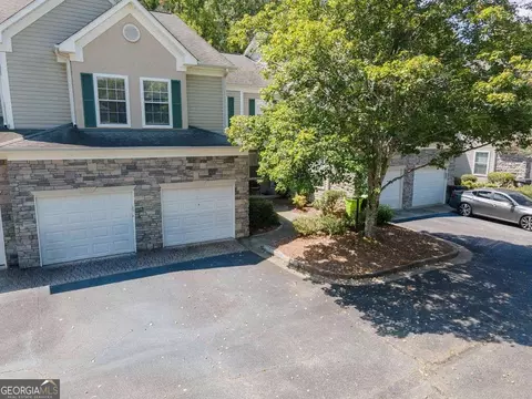 510 Las Brasis Ct, Peachtree City, GA 30269