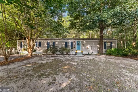 226 Canvasback Dr, Bloomingdale, GA 31302