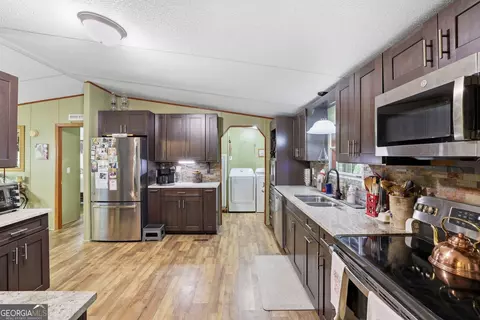 Kitchen - 1 Pine Needle Trl, Martin, GA 30557 photo 1 of 4