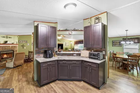 Kitchen - 1 Pine Needle Trl, Martin, GA 30557 photo 4 of 4