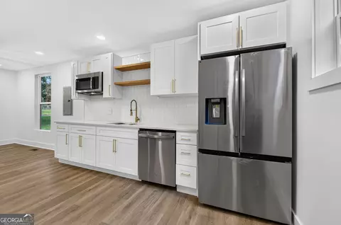 Kitchen - 515 E Lee St, Thomaston, GA 30286 photo 2 of 2
