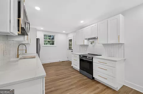 Kitchen - 515 E Lee St, Thomaston, GA 30286 photo 1 of 2