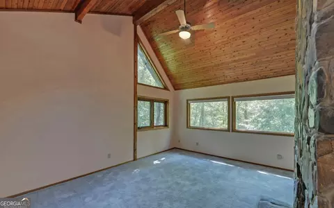 Living - 3014 Prather Bridge Rd, Toccoa, GA 30577 photo 4 of 5