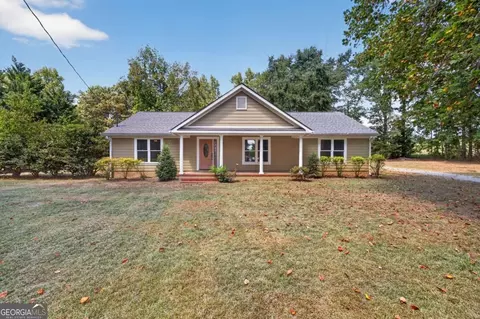 138 Lakeshore Cir NE, Milledgeville, GA 31061