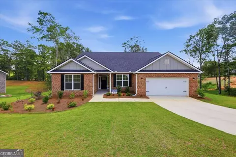 5363 Modena Dr, Douglasville, GA 30135