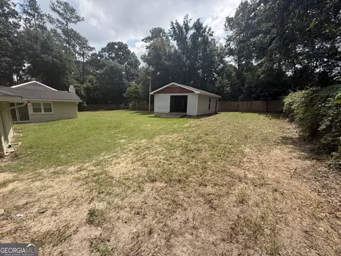 Exterior - 145 Wall St, Warner Robins, GA 31088 photo 6 of 8
