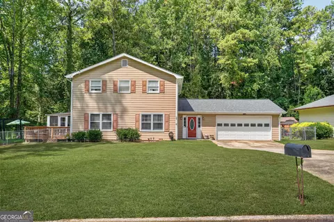 757 S S Hileah Ct, Lithonia, GA 30058