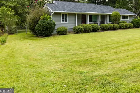 Exterior - 802 Avalon Rd, Thomaston, GA 30286 photo 6 of 9