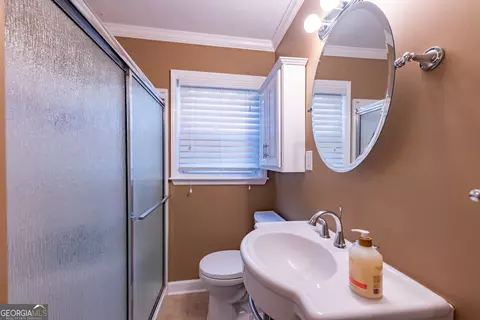 Bath - 802 Avalon Rd, Thomaston, GA 30286 photo 3 of 3