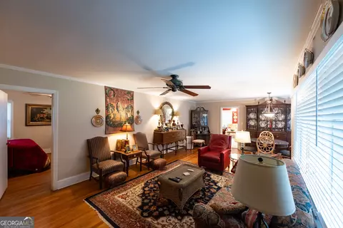 Living - 802 Avalon Rd, Thomaston, GA 30286 photo 1 of 3