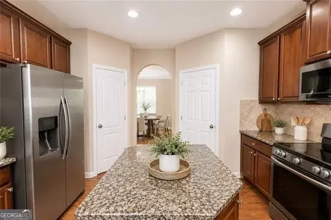 Entry Way - 300 Hampton Pl, Canton, GA 30115 photo 1 of 4