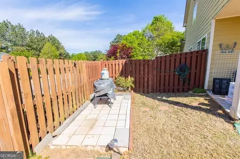 Exterior - 300 Hampton Pl, Canton, GA 30115 photo 3 of 5