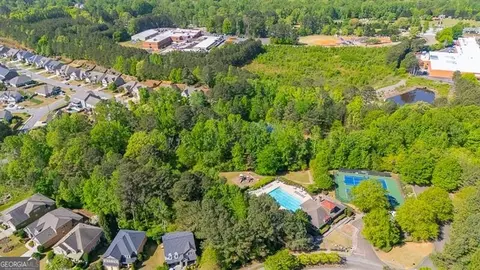 View/Area - 300 Hampton Pl, Canton, GA 30115 photo 6 of 11