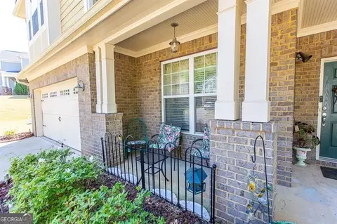 Exterior - 300 Hampton Pl, Canton, GA 30115 photo 2 of 5