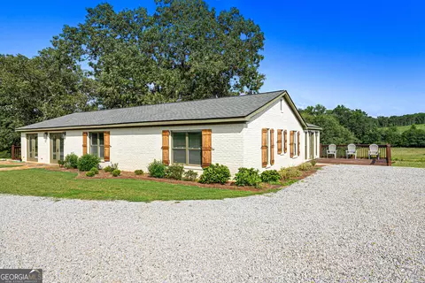 1 Legacy Ln, Hartwell, GA 30643