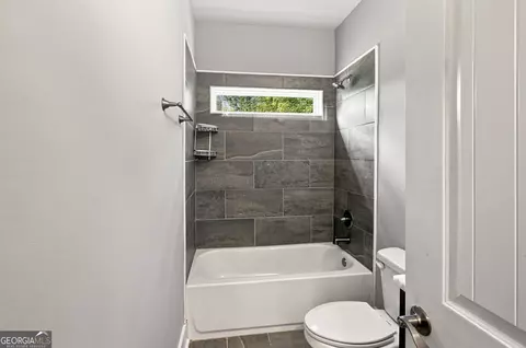 Bath - 159 N Edenfield Ridge Dr SE, Rome, GA 30161 photo 1 of 9
