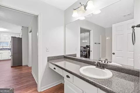 Bath - 448 Minter Dr, Hampton, GA 30228 photo 1 of 6