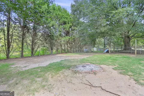 Exterior - 448 Minter Dr, Hampton, GA 30228 photo 9 of 10