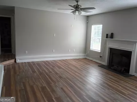Living - 314 Megan Dr, Hampton, GA 30228 photo 1 of 2