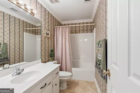 Bath - 22 Green Hill Pl, Toccoa, GA 30577 photo 5 of 5