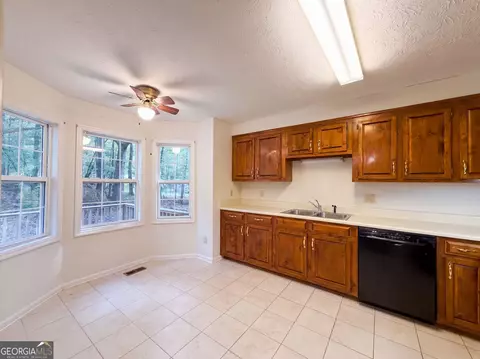 Kitchen - 103 Saddlebrook Ct, Lagrange, GA 30240 photo 4 of 4