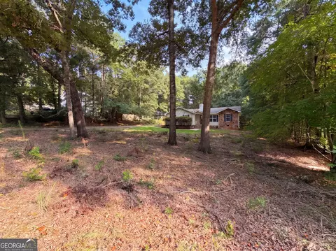 Exterior - 103 Saddlebrook Ct, Lagrange, GA 30240 photo 3 of 6