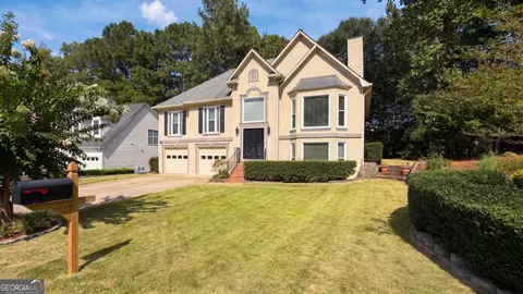 142 Clubhouse Dr NW, Kennesaw, GA 30144
