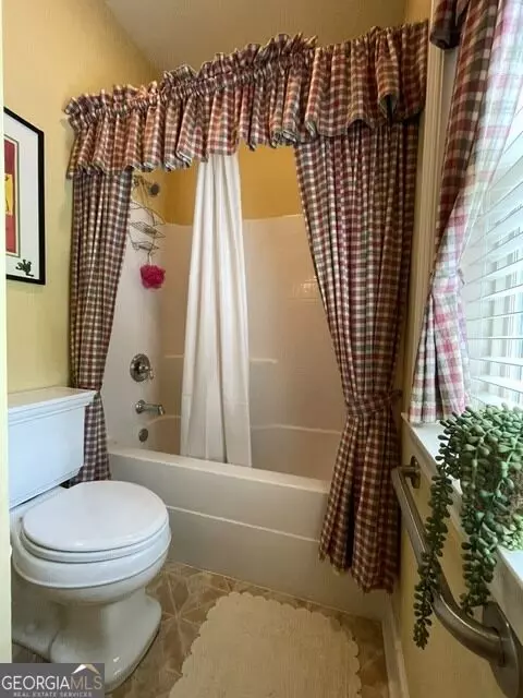 Bath - 14155 Mud Rd, Brooklet, GA 30415 photo 2 of 2