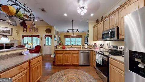 Kitchen - 14155 Mud Rd, Brooklet, GA 30415 photo 2 of 2